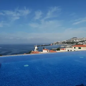 https://apartments-madeira-barreirinha.madeira-islandshotels.com